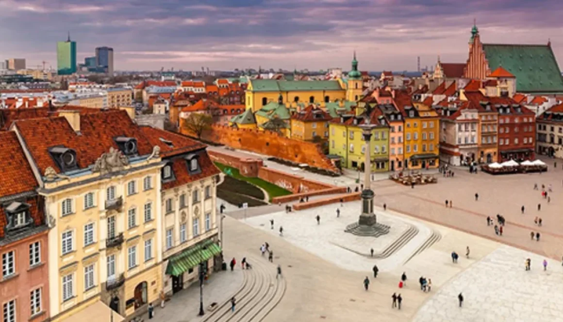 wycieczki-szkolne-warszawa-masuria-travel